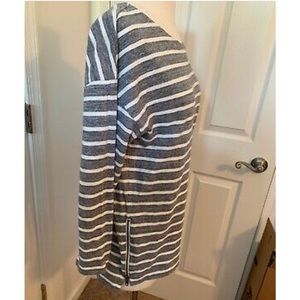 J. CREW Gray White Stripes Side Zip T-Shirt Size M